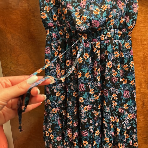 Francesca’s sundress size medium. Brand is Trixxi - Picture 6 of 8